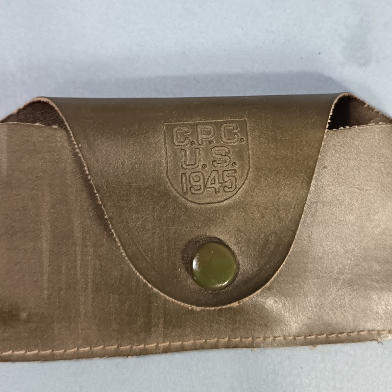 LUNETTE DE SOLEIL REGLEMENTAIRE US ARMY FABRICATION MARQUEE C.P.C. US 1945 MONTURE EN CELLULOIDE VERRES VERTS